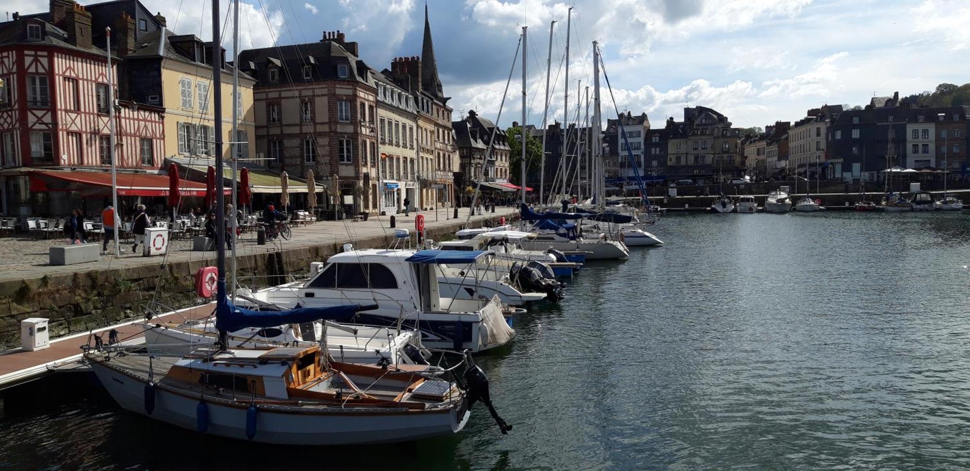 Le Petit Honfleur Apartamento Exterior foto